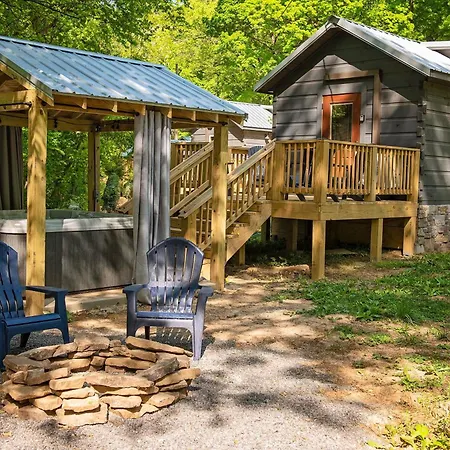 Meg Cabin Tiny Rustic Comfort On Lookout Mtn Chattanooga Exterior foto